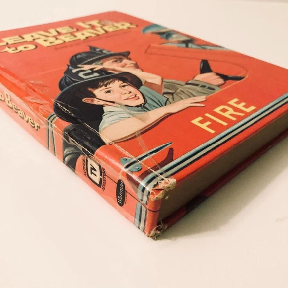 Vintage 1962 Leave It To Beaver Fire Whitman Hardcover - Picture 5 of 16